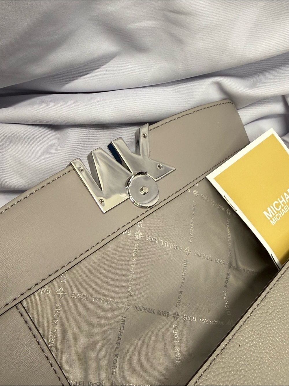 (new+tag) Michael Kors Montgomery leather large crossbody clutch grey crossbody - Picture 5 of 12